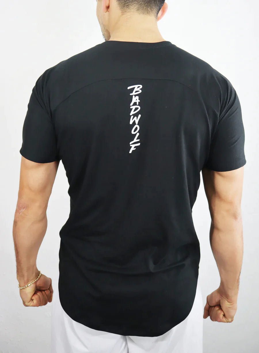 T SHIRT NEGRA BADWOLF
